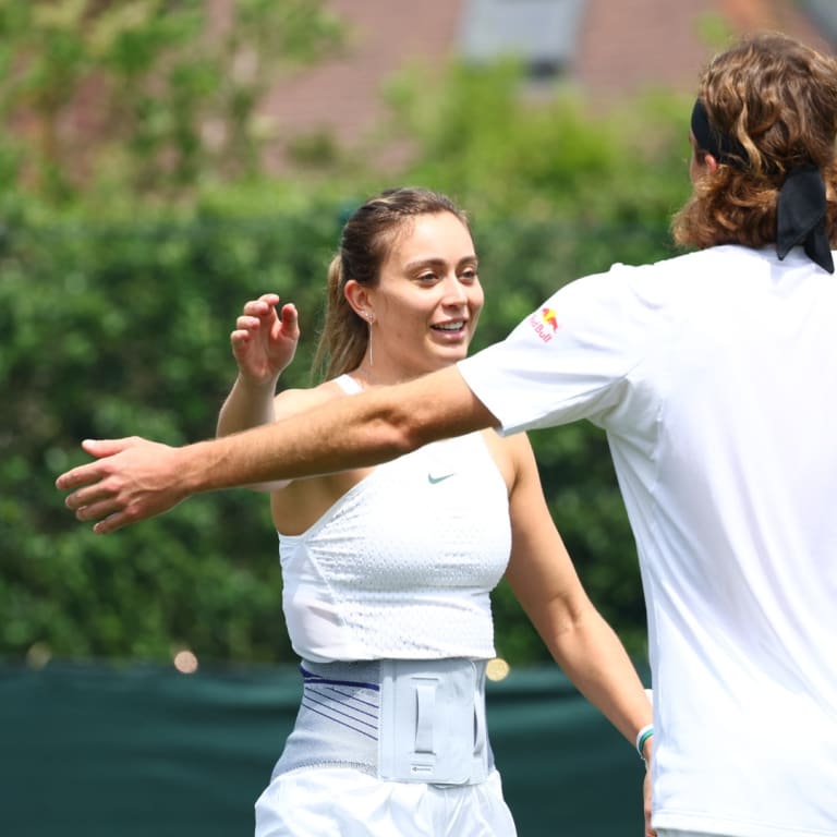 Paula Badosa returns to practice as 'Tsitsidosa' descends on Wimbledon